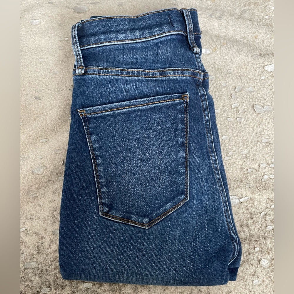 Abercrombie & Fitch Ultra High Rise Super Skinny Jeans
